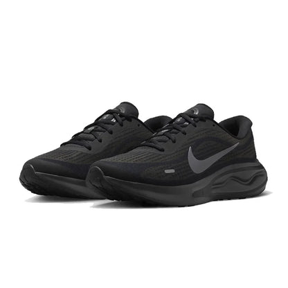 Nike Journey Run – modne, wszechstronne, wygodne, antypoślizgowe, wytrzymałe i amortyzowane buty do biegania dla mężczyzn FN0228-009