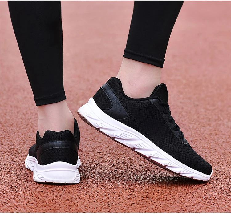 Men's casual sports shoes men's shoes black mesh breathable running shoes men's soft bottom light flat bottom work shoes