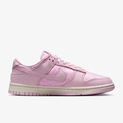 Nike Authentic Dunk Low Women's Retro Sneakers HJ5870-600