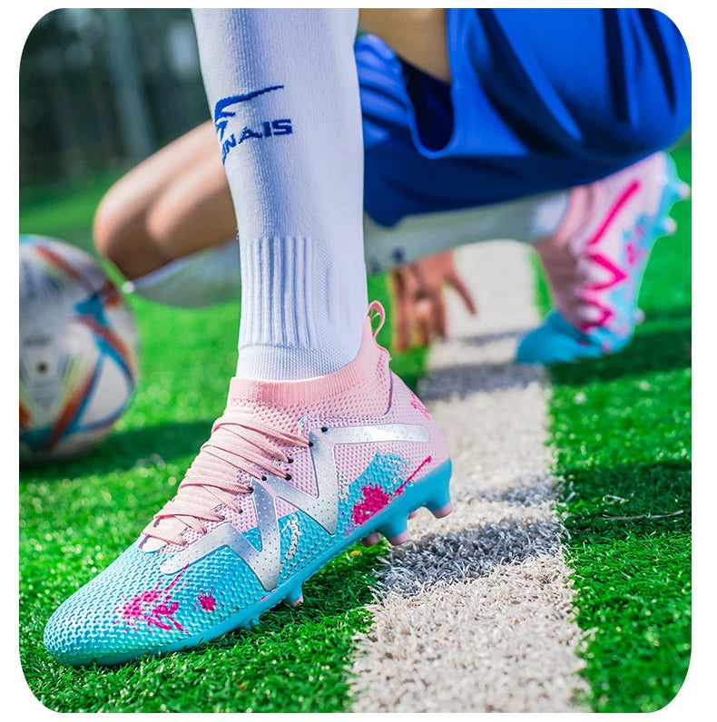 New Men's Football Shoes Society Cleats Professional Soccer Shoes Indoor Fast Football Field Boots Sneakers Boy Original Training