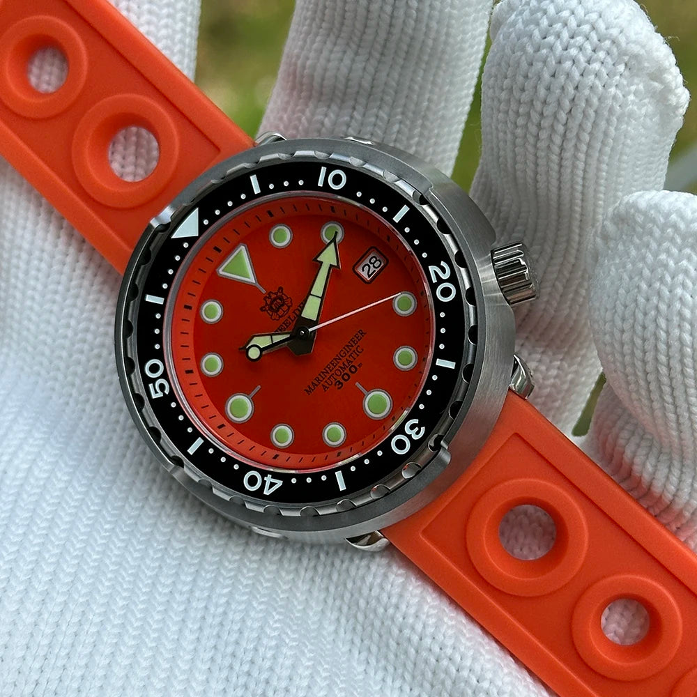 STEELDIVE Popular SD1975 47.5MM Case Red Dial 300M Waterproof AR Sapphire Glass Tuna Dive Mens  NH35 Automatic Watches for You