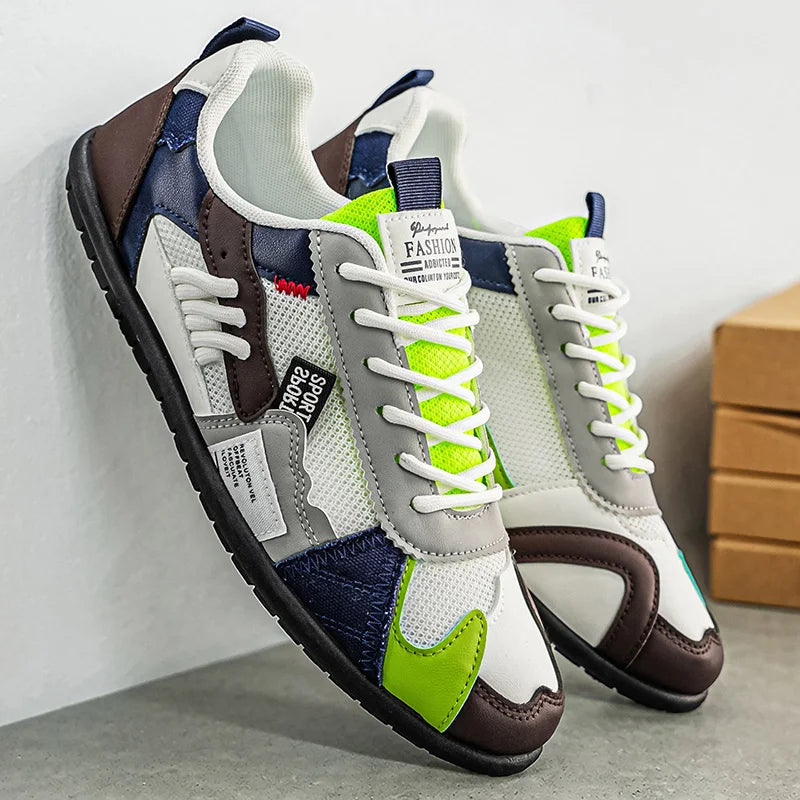Chaussures de sport décontractées respirantes en maille color-block noir et gris pour hommes, chaussures d'été fines rétro Forrest Gump, chaussures légères à semelle souple, absorbant les chocs, antidérapantes, polyv