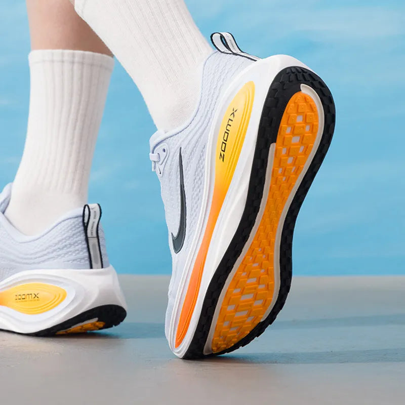 Ténis desportivos masculinos Nike HV8150-404 com sola exterior de borracha de alta aderência