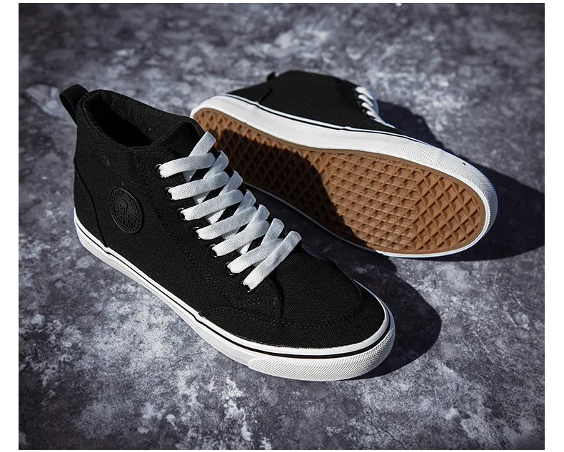 Baskets montantes en toile pour hommes, chaussures de Skate décontractées à lacets, toutes noires, pour étudiants, semelle plate, chaussures de Sport confortables