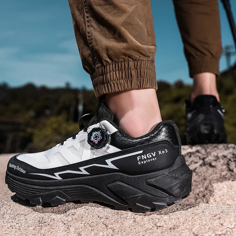 Men's Sneakers Casual Outdoor Anti-Slip Shock-Absorbing Versatile Off-Road Hiking Shoes, Comfortable Soft Sole Running Shoes for Men