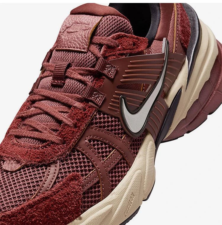 Nike Officiel Authentique W NIKE V2K RUN Chaussures rétro pour femme, résistantes à l'usure, style « dad shoes » FN6703-201