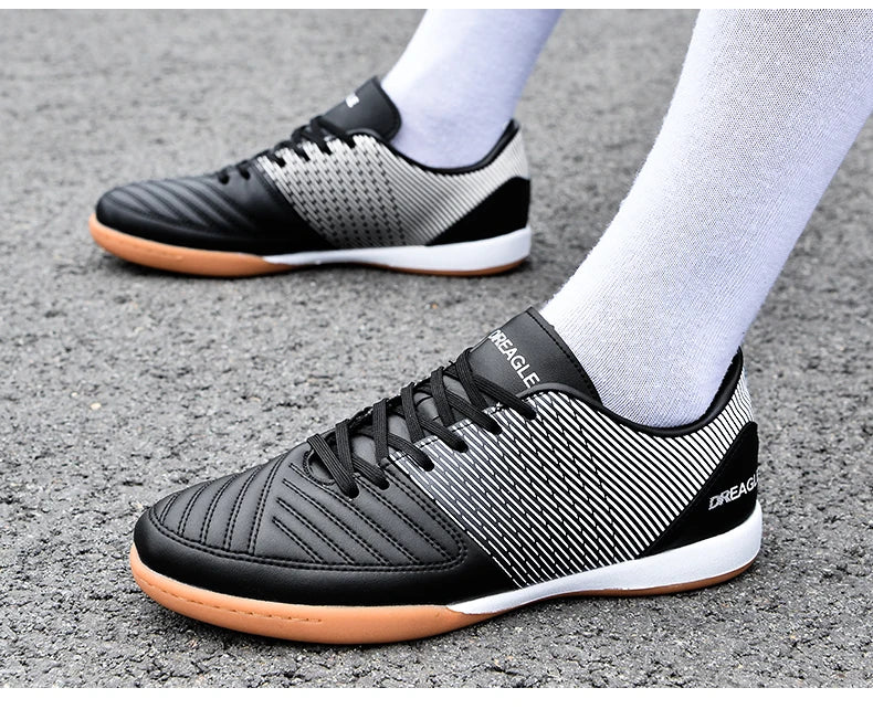 Scarpe da calcio indoor da uomo, scarpe da futsal professionali, scarpe da calcio da uomo antiscivolo, scarpe da calcio originali per campi in dura, Chuteira Society Futebol