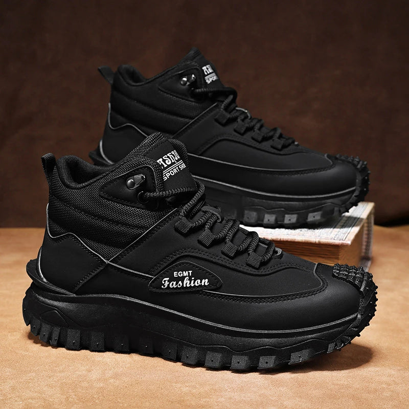 Botas de senderismo de caña media para hombre, en blanco y negro, de cuero impermeable, con plataforma, zapatillas antideslizantes para exterior, calzado informal con suela resistente