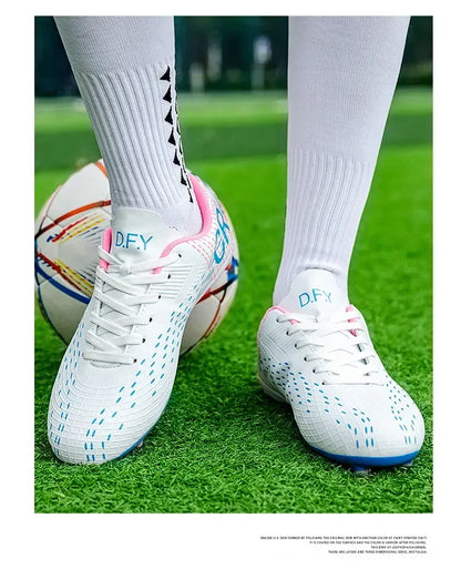 Lage voetbalschoenen met lange TF-noppen, slijtvast en flexibel, geschikt voor buitensporten op het veld