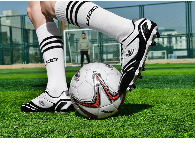 Soccer Shoes Men Turf Football Boots Fashion Firm Ground Studs Anti-Slip Boy Sneakers Original Outdoor Field Training Trainers