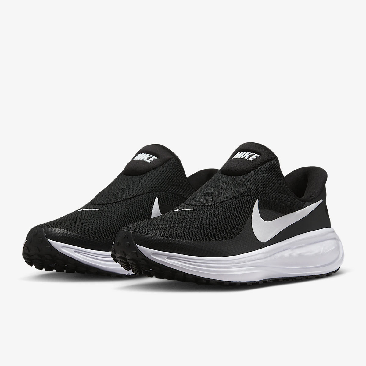 Nike Genuine Revolution 8 – damskie buty do biegania po twardej nawierzchni „One Step” HQ2415-001