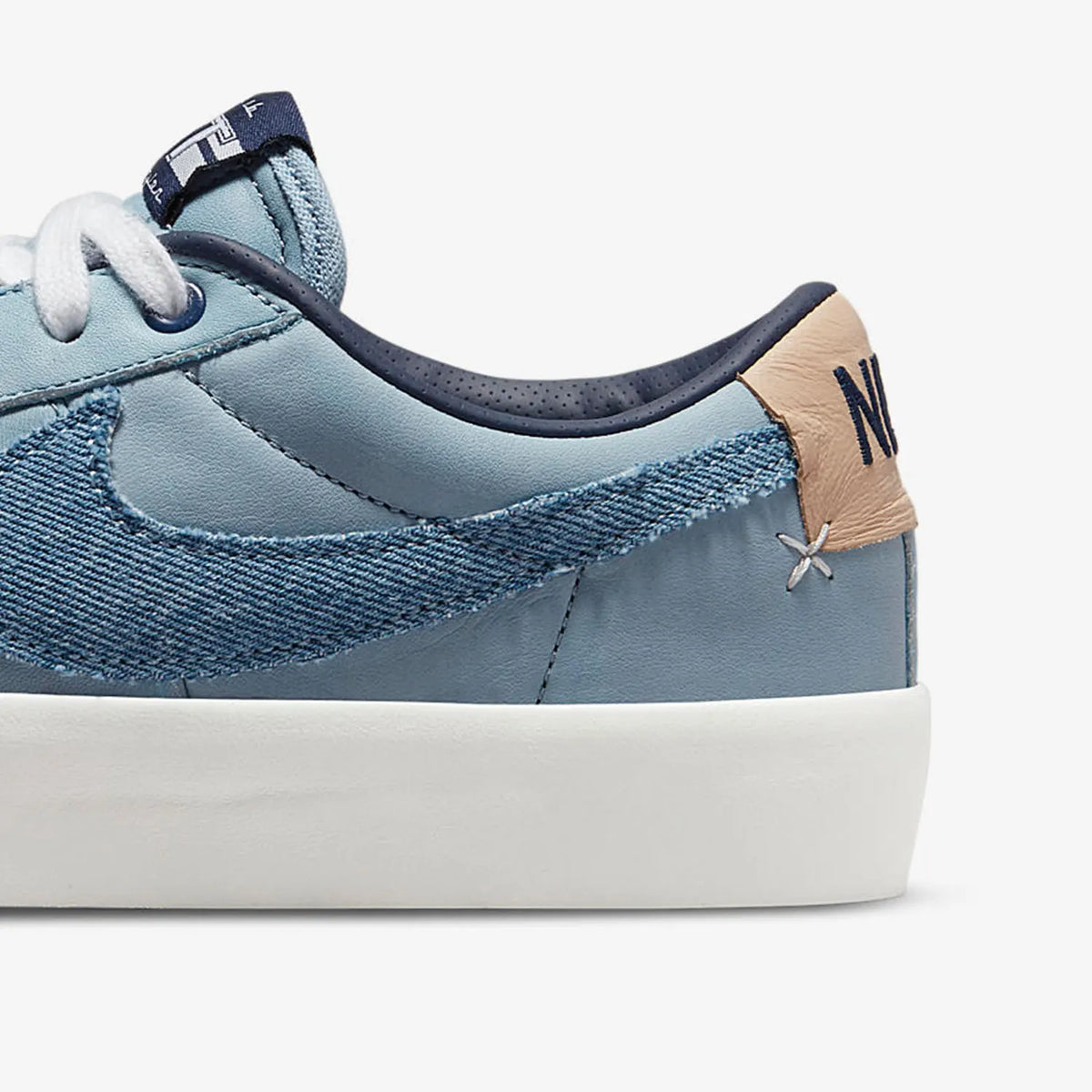 Nike originale ZOOM BLAZER PRO GT herresko med lavt skaft til basketball DM8890-100