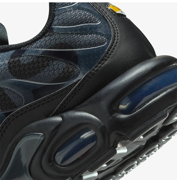 Nike Genuine Max Plus Ανδρικά Παπούτσια Τρεξίματος Ρετρό με Απορρόφηση Κραδασμών IB2253-001