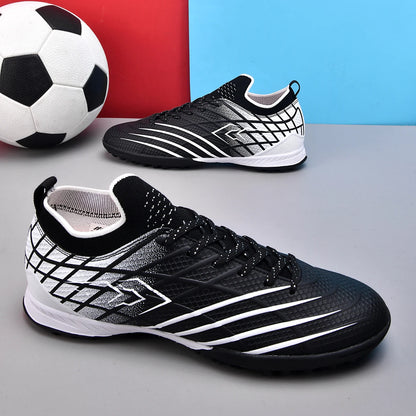 Nouvelles chaussures de football pour hommes, crampons de futsal, chaussures de football, confortables, ultra-légères, pour terrain synthétique et naturel, sportives, antidérapantes, pour adultes, professionnelles.