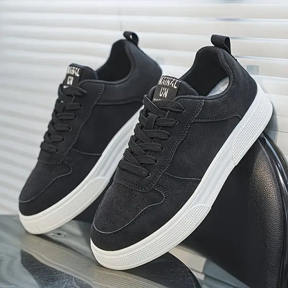 1 pair Sports Casual Skateboarding Shoes Comfortable and Fashionable, with a snug upper that fits the foot and a slip-resistant,