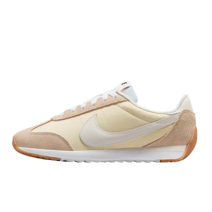 Nike Pacific : chaussures de ville basses pour femmes, confortables, polyvalentes, souples, légères et amortissantes, idéales pour les trajets quotidiens et les tenues décontractées HM4771-104