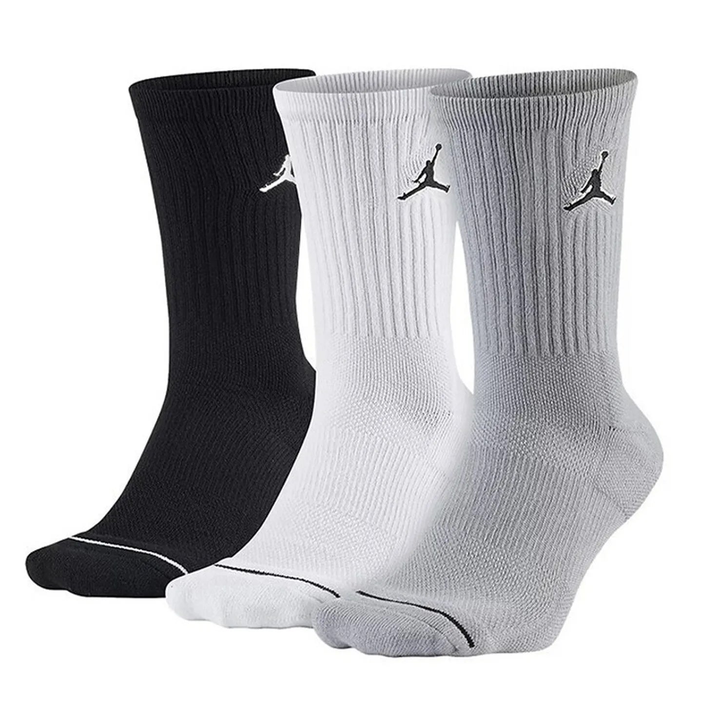 Nike EVERYDAY CREW: Stylish, comfortable, slip-resistant, and durable unisex soft basketball socks (3-pack)  DA2123-100