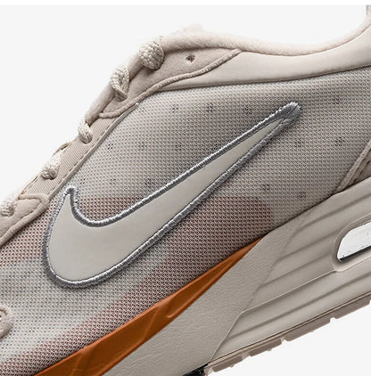 Dámské lehké běžecké boty Nike Genuine Air Max Solo FN0784-105