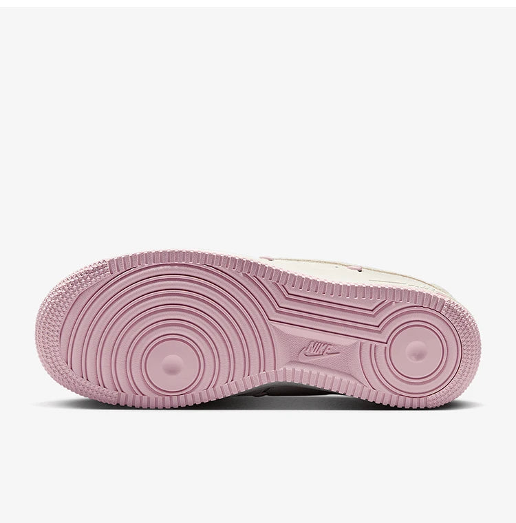 Oficiálne originálne dámske nízke tenisky Nike AIR FORCE 1 HV5992-111