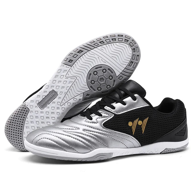 Nouvelles chaussures de football pour hommes, crampons montants pour terrain gazonné, antidérapantes, de haute qualité, pour futsal, idéales pour les matchs en salle et l'extérieur, très vendues.