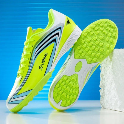 Nouvelles chaussures de football pour hommes, baskets de haute qualité, crampons de futsal pour gazon, chaussures de football d'intérieur très vendues, chaussures d'entraînement antidérapantes pour l'extérieur