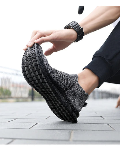 Men Shoes Breathable Men's Sneakers Comfortable Running Shoes Tenis Outdoor Slip On Walking Sneakers Sock Jogging Shoes