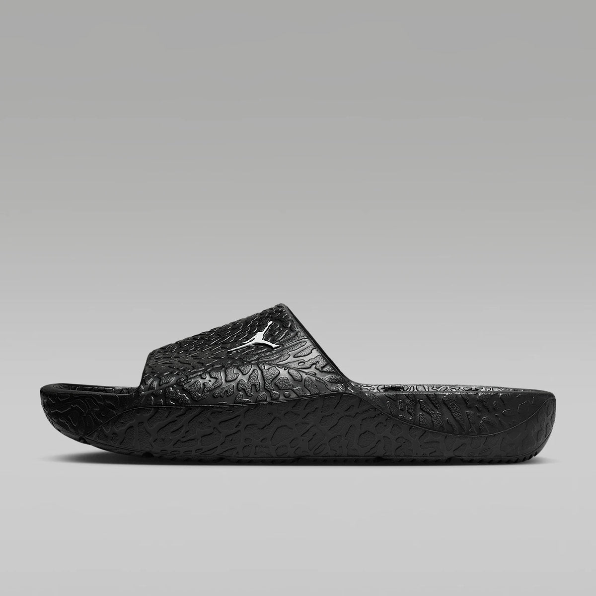 Oryginalne męskie sandały kąpielowe Nike Jordan z fakturą „crack” HQ2163-001