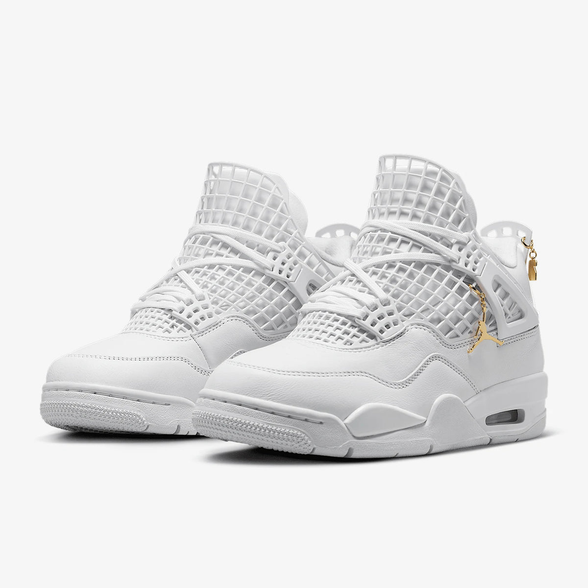 Chaussures de basket-ball Nike Jordan pour femme avec empiècements en maille FN7251-107