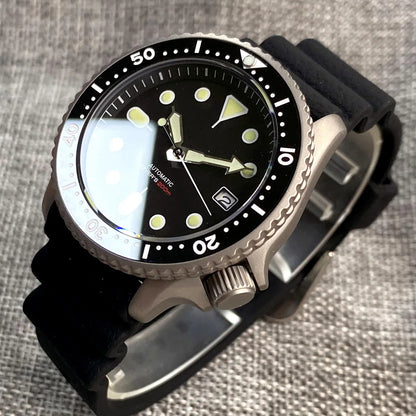 Titanium Diver NH35A Black Automatic 200M Men Watch Sapphire Glass 3.8 o'clock Date Rubber Black Ceramic Bezel