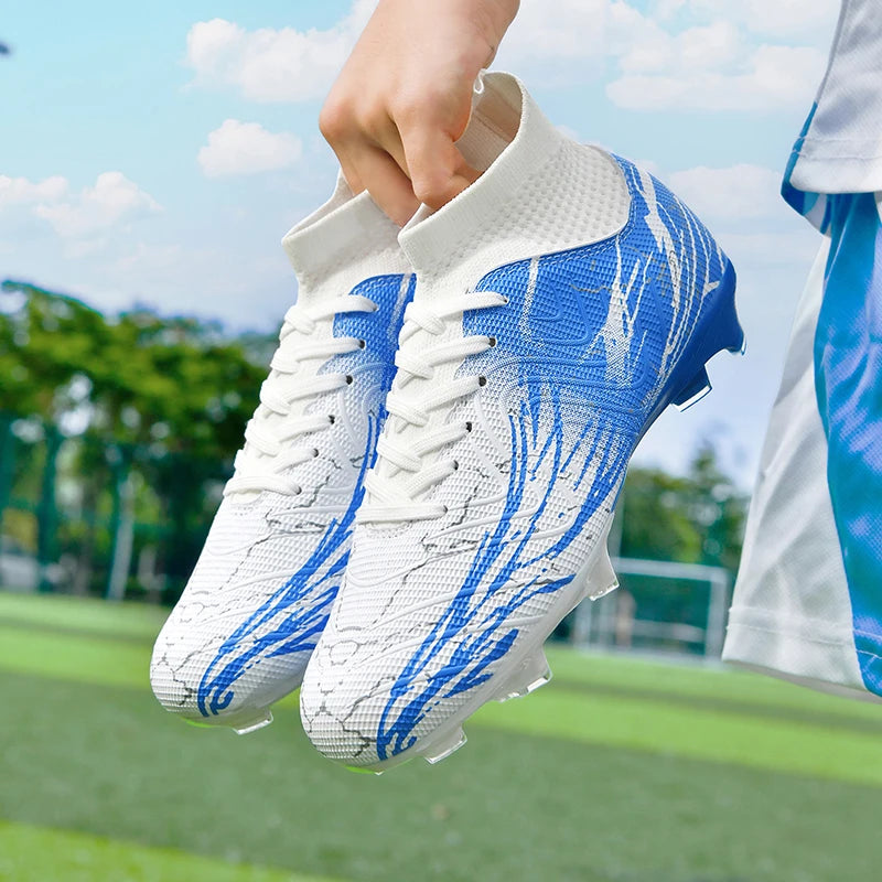 Nouvelles chaussures de football pour hommes, très vendues, chaussures de football à tige haute, crampons de futsal pour terrain en herbe, baskets d'intérieur de haute qualité, antidérapantes pour l'extérieur.