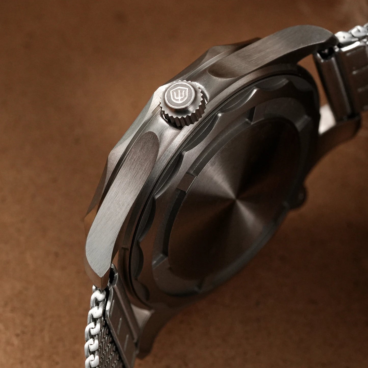Watchdives 42mm Seafarer Grade 2 Titanium NTTD Dive Watch WD007Q V2 VH31 Sweep Second Quartz Movement Luminous Sapphire Watches