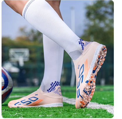 New Men's Football Boots Non-Slip Soccer Shoes Indoor Cleats Professional Turf Futsal Grass Ultralight Sport Comfortable Adult