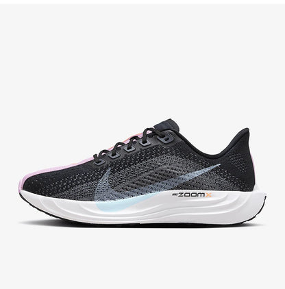 Nike Authentic Pegasus Plus løbesko til kvinder i mesh FQ7261-102