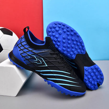 Nouvelles chaussures de football pour hommes, crampons de futsal, chaussures de football, confortables, ultra-légères, pour terrain synthétique et naturel, sportives, antidérapantes, pour adultes, professionnelles.
