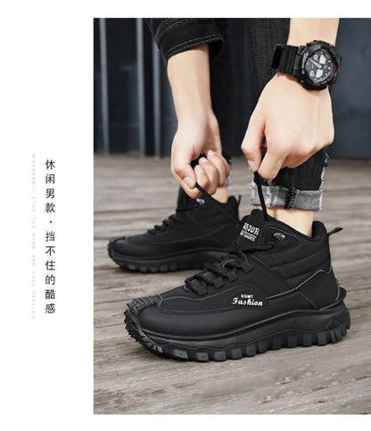 Botas de senderismo de caña media para hombre, en blanco y negro, de cuero impermeable, con plataforma, zapatillas antideslizantes para exterior, calzado informal con suela resistente