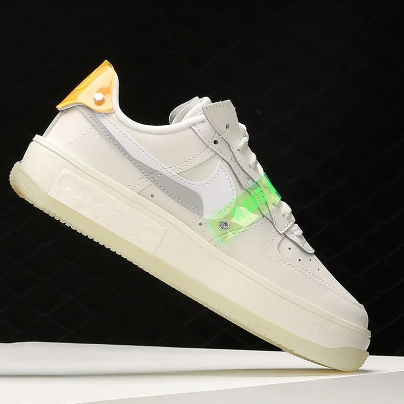 Nike AIR FORCE 1 '07 Dámské klasické volnočasové tenisky Air Force One DO2332-111