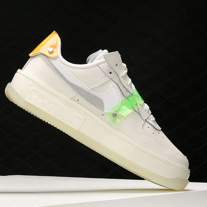 Nike AIR FORCE 1 '07 Dámské klasické volnočasové tenisky Air Force One DO2332-111