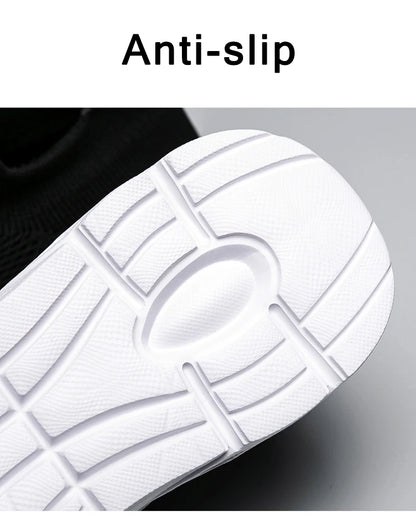 Breathable Men Casual Shoes Slip on Male Vulcanized Shoes Lightweight Men's Casual Sneakers Soft Anti-slip Flats Outdoor Loafers