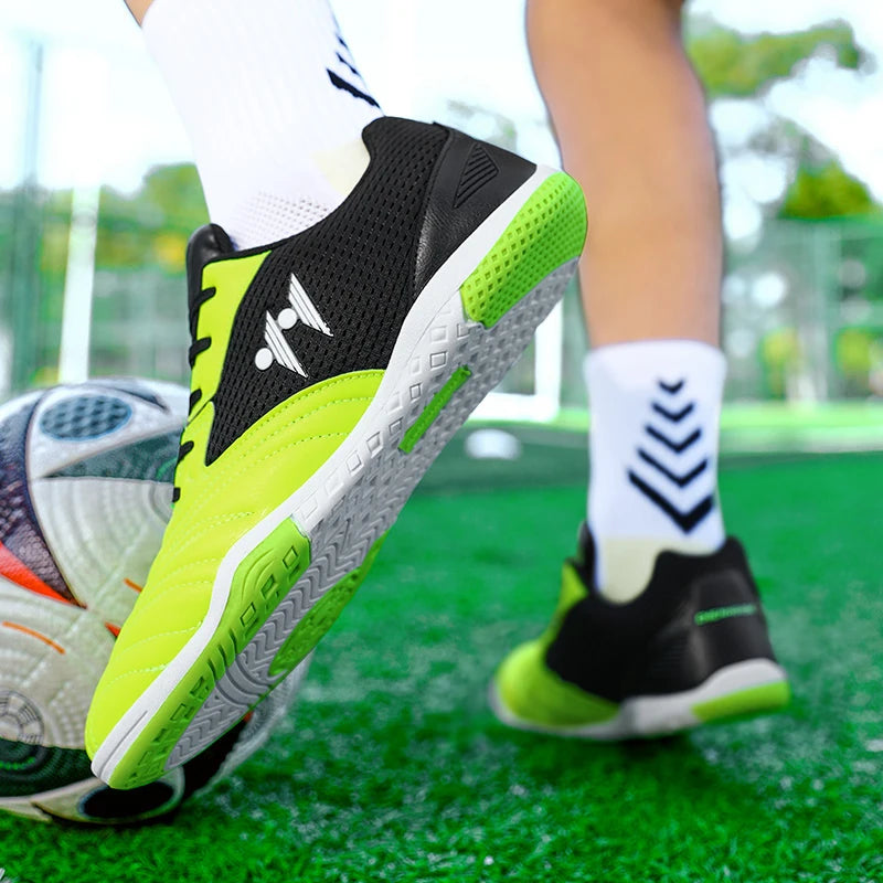 Nouvelles Chaussures de Football Montantes pour Hommes de Haute Qualité – Crampons Antidérapants pour Gazon et Futsal, Idéales pour Matchs en Salle et Sports de Plein Air – Meilleures Ventes