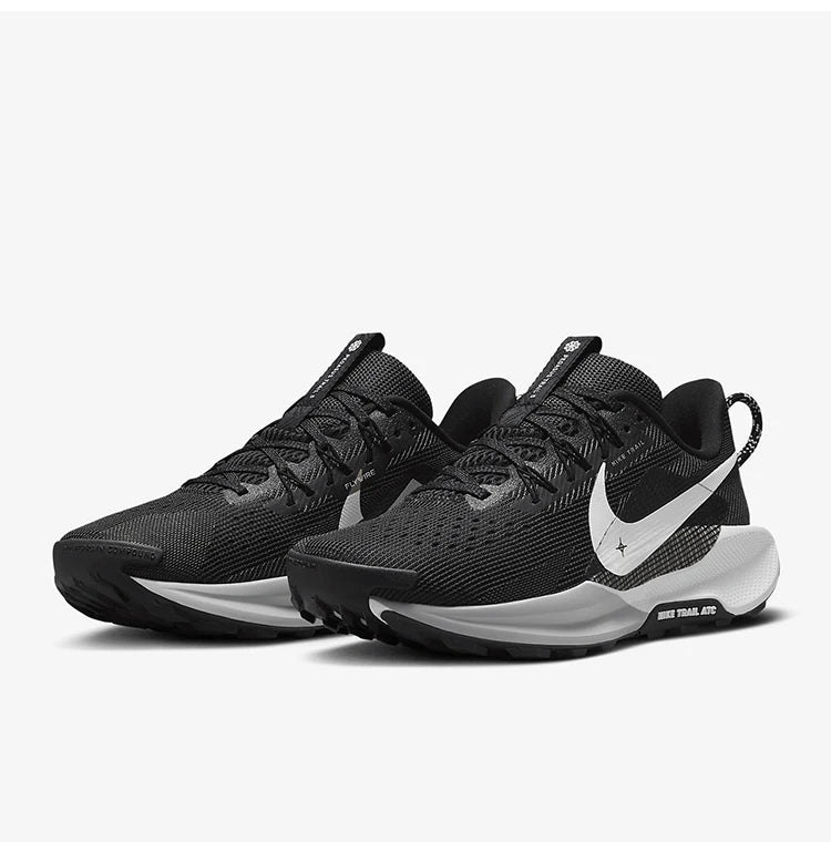 Scarpe da corsa ufficiali Nike da donna Pegasus Trail 5 Off-Road con lacci DV3865-001