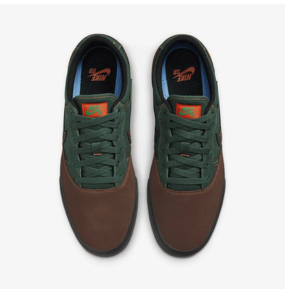 Scarpe da skate unisex Nike SB Chron 2 con ammortizzazione leggera e pannelli, modello DM3493-606