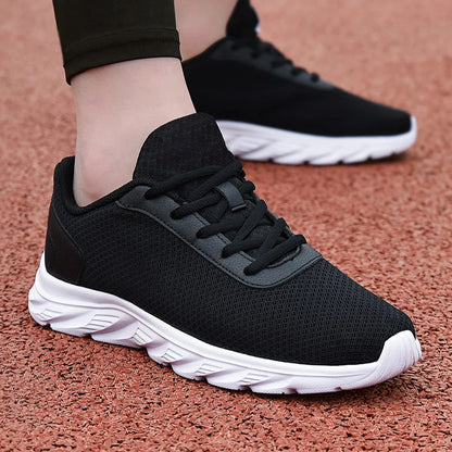 Men's casual sports shoes men's shoes black mesh breathable running shoes men's soft bottom light flat bottom work shoes