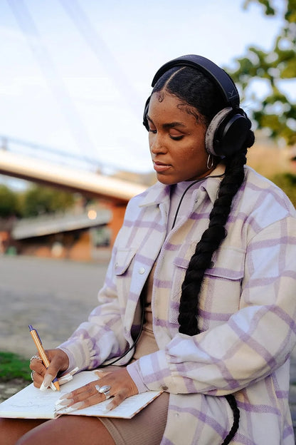 Beyerdynamic DT 700 PRO X Professional Studio Headphones, Closed-Back Hi-Fi Monitoring Headphones for Recording, Mixing & Audio Production