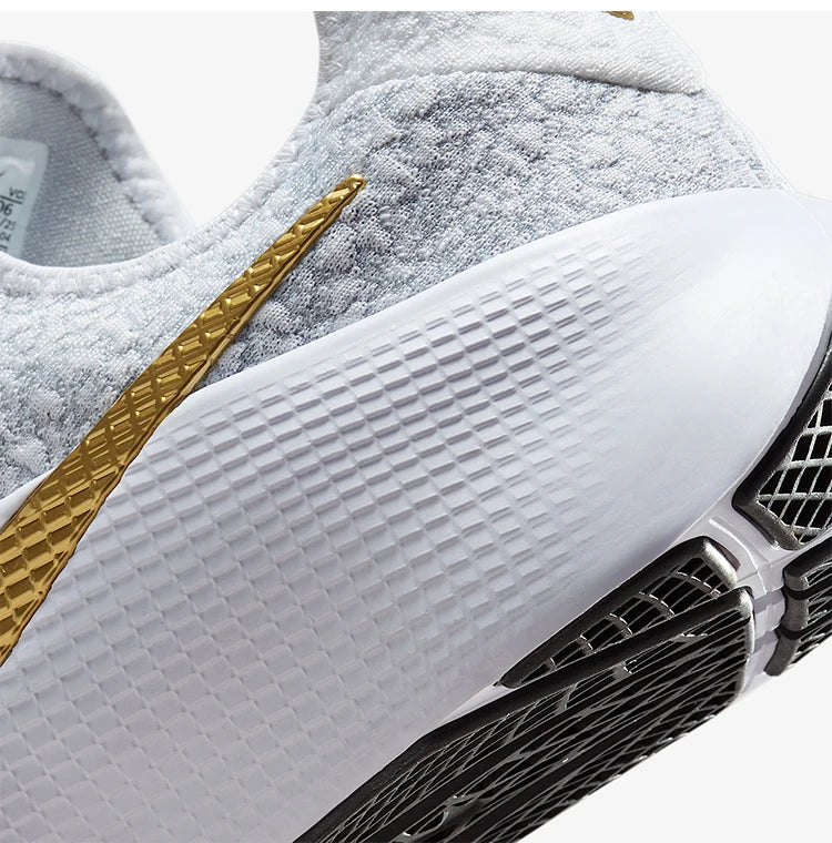 Chaussures de course légères à tige basse Nike LEBRON TR 1 pour homme FJ6151-006
