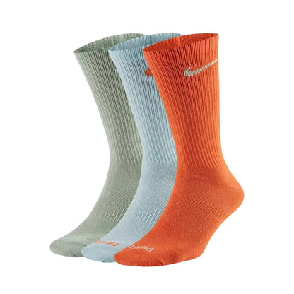 Nike 3-pak sportsokker til mænd og kvinder med tyk frotté og sål i frotté: Skridsikre, komfortable og åndbare SK0118-010