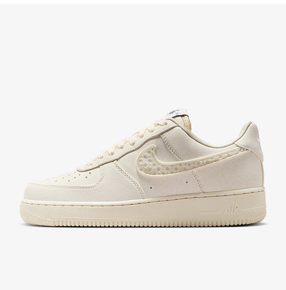 Nike originale Air Force 1 klassiske, lette casual sneakers til kvinder IH7351-010