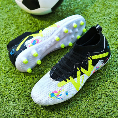 New Men's Football Shoes Society Cleats Professional Soccer Shoes Indoor Fast Football Field Boots Sneakers Boy Original Training