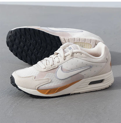 Dámské lehké běžecké boty Nike Genuine Air Max Solo FN0784-105