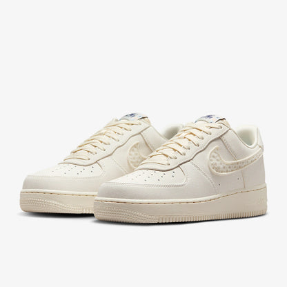 Nike originale Air Force 1 klassiske, lette casual sneakers til kvinder IH7351-010