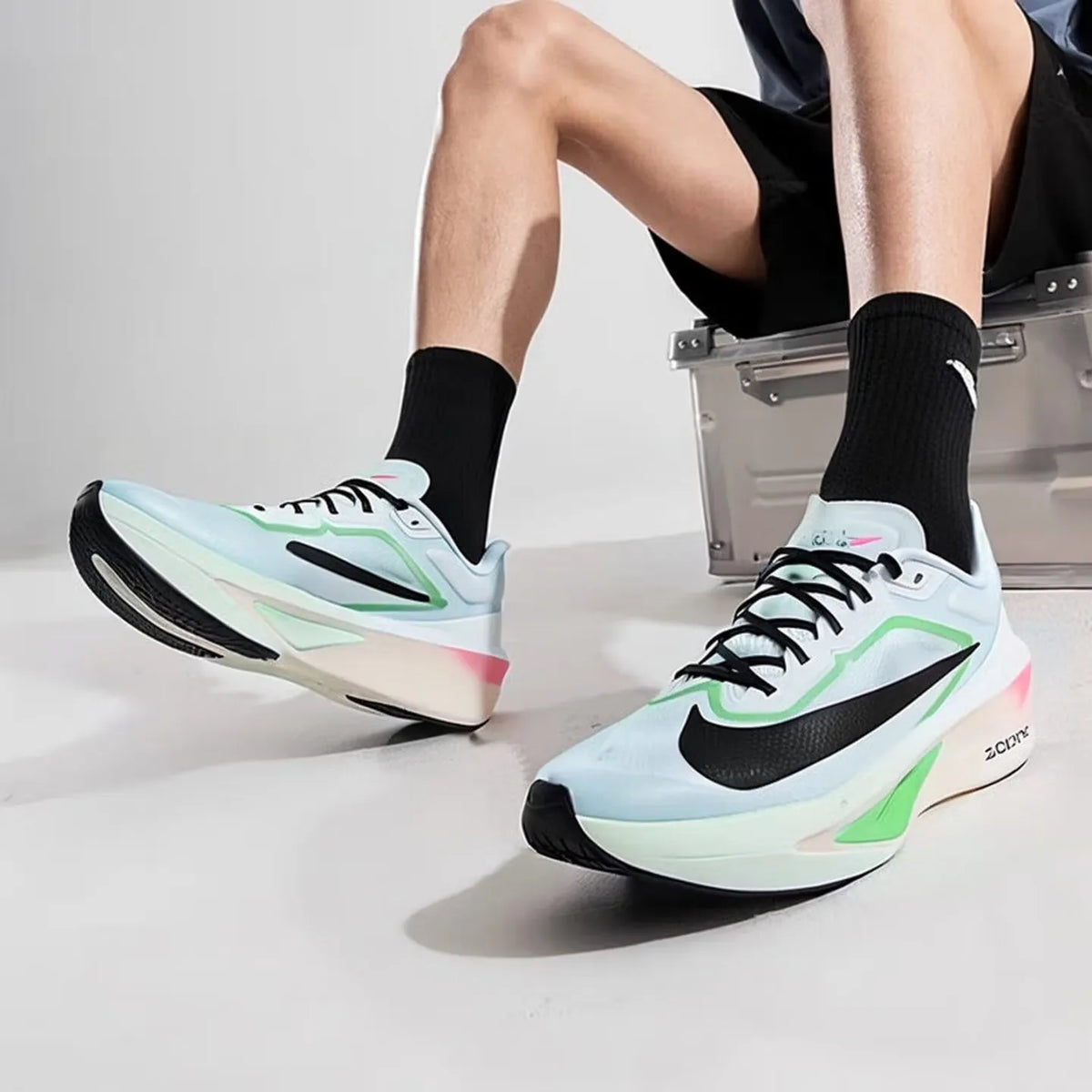 Buty męskie Nike Zoom Fly 6 – buty sportowe z płytką węglową, buty do biegania z amortyzacją, lekkie buty wyścigowe do biegania